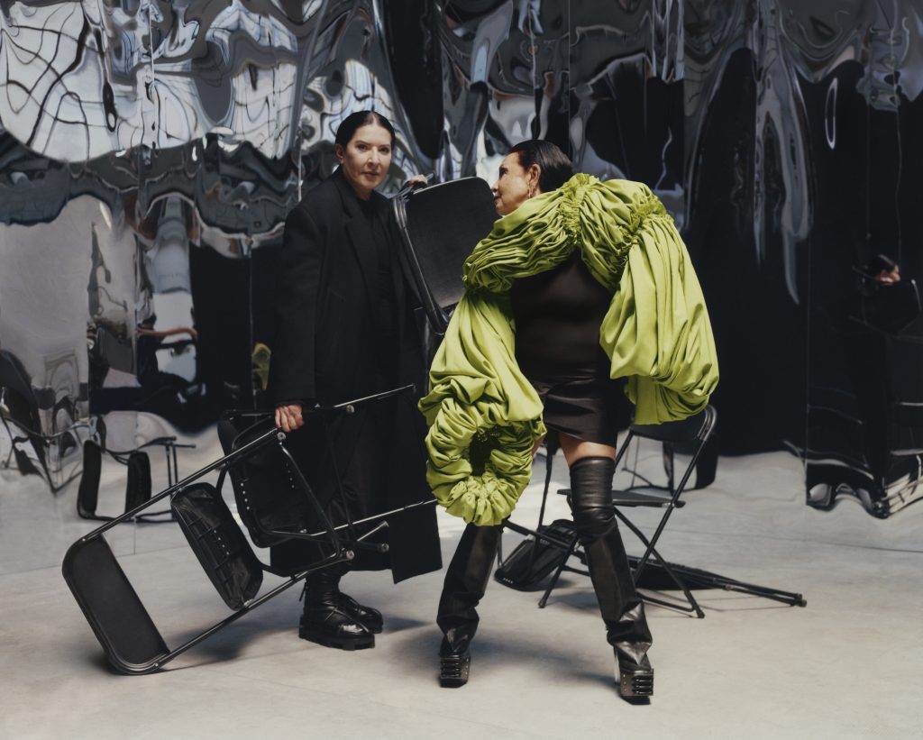 MARINA-ABRAMOVIĆ-Michèle Lamy-Photographer-JOSHUA WOODS-RICK OWENS-carrying-chairs-together