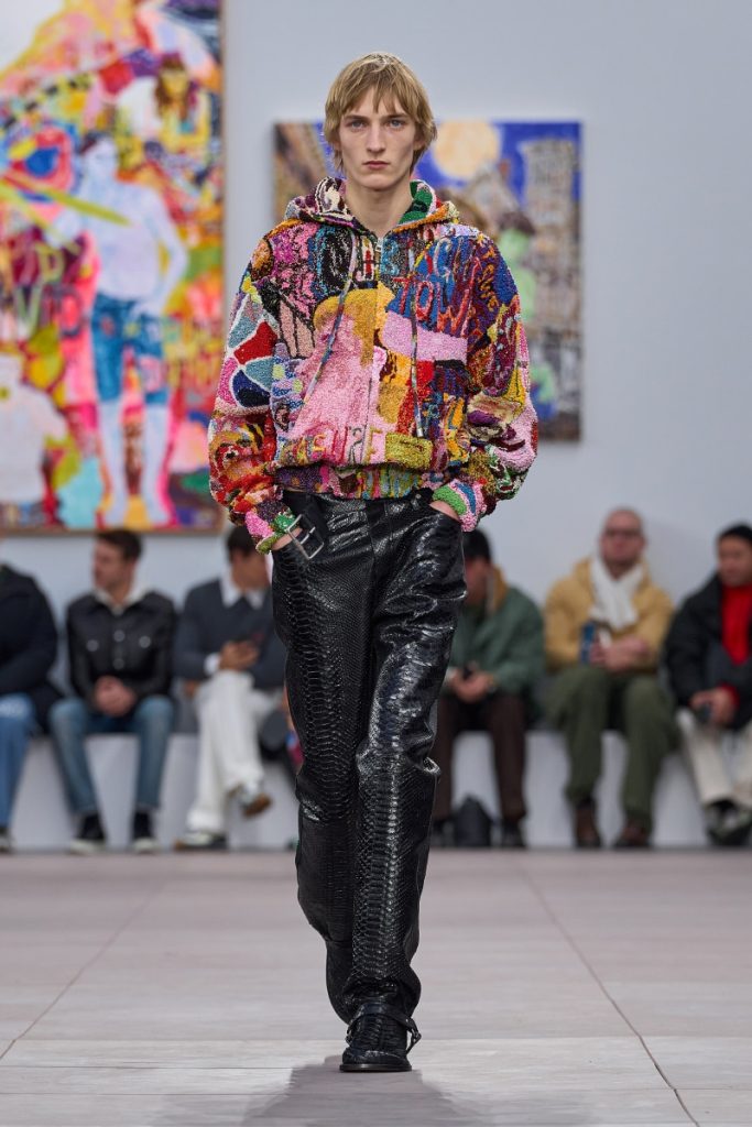 LOEWE FW24 MW SHOW RUNWAY LOOK 26