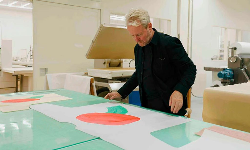 Ronan Bouroullec during the creative session with HOMME PLISSÉ ISSEY MIYAKE-2