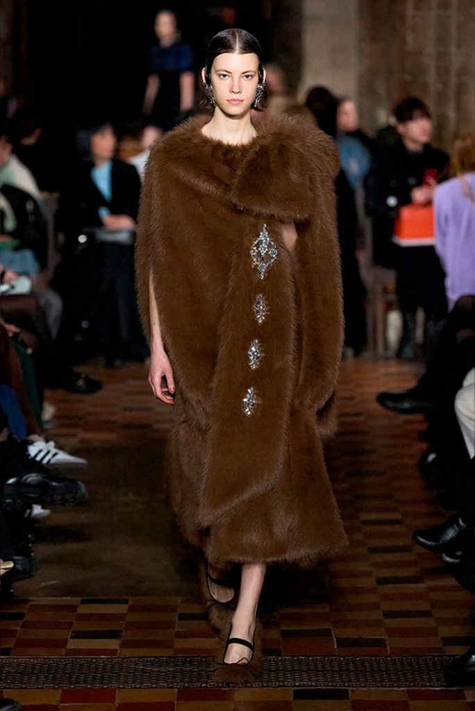 Simone Rocha Fall/Winter 24 -1