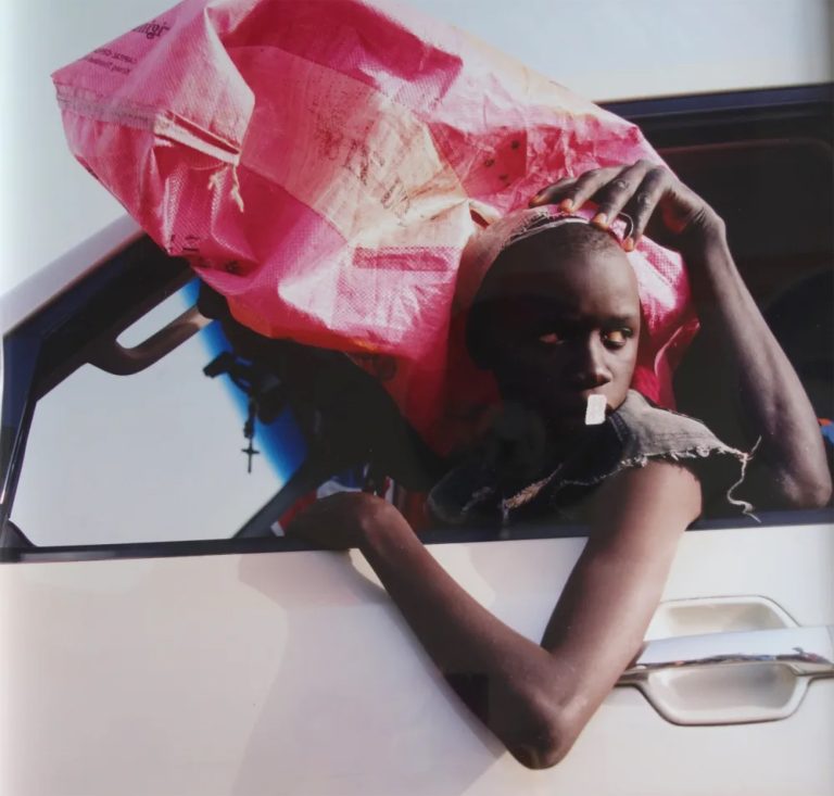 Harley Weir, Boys Don’t Cry, Senegal, 2015_hube