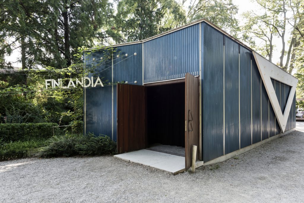 The-Alvar-Aalto-Pavilion-of-Finland.-Photo-by-Ugo-Carmeni.-Courtesy-Frame-Contemporary-Art-Finland