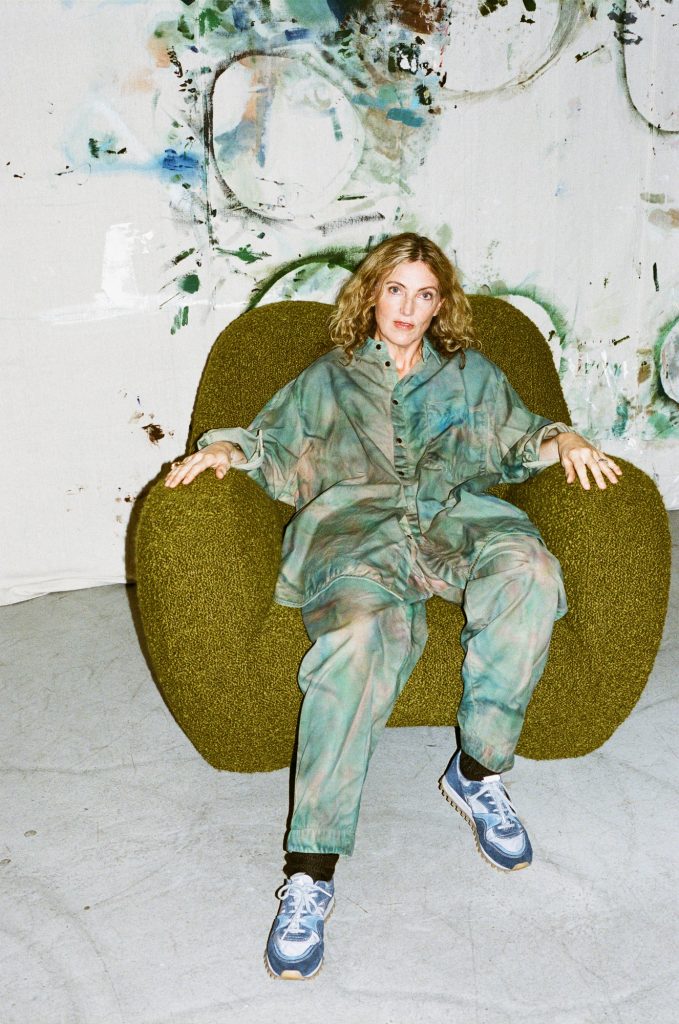 Shaping the soul of objects 1 hube-magazine-interview-LIPR-Toogood-Assemblage-08-Gummy-Armchair