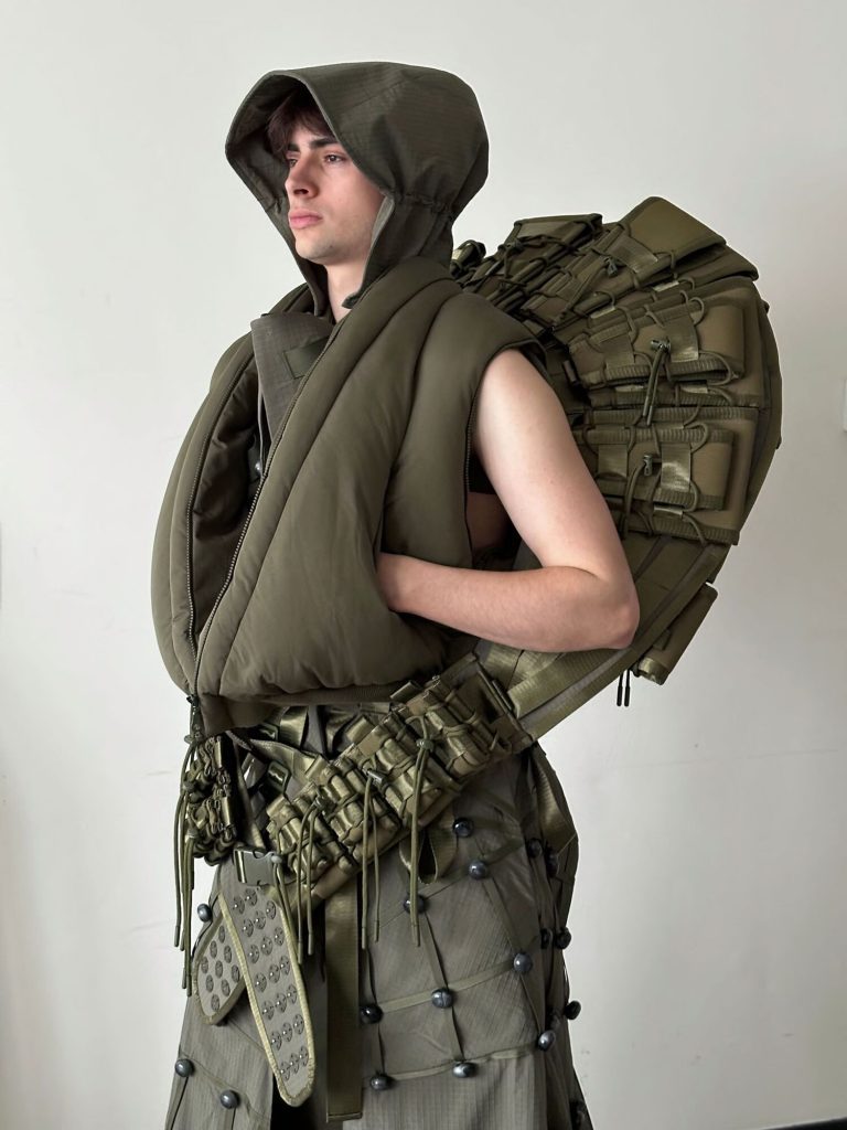 Armour, identity, and the fabric of fear 3 Aojierou-interview-hube-Aojie-Rou-military-fashion-avantgarde
