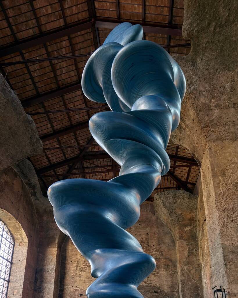 Tony Cragg's sculptures in dialogue with history 1