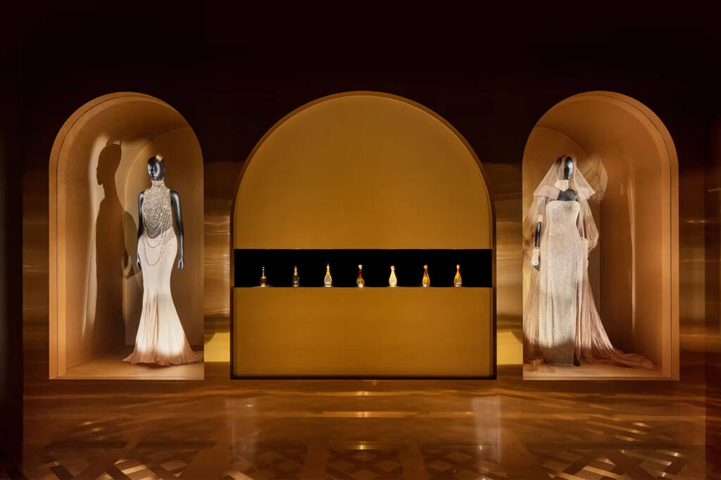 Dior’s ‘Designer of Dreams’ turns Seoul into a living archive - hube ...