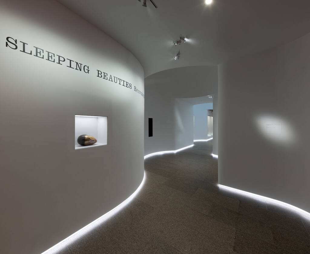 ANDREW BOLTON: Beyond objective time 3 ANDREW BOLTON: Beyond objective time 3