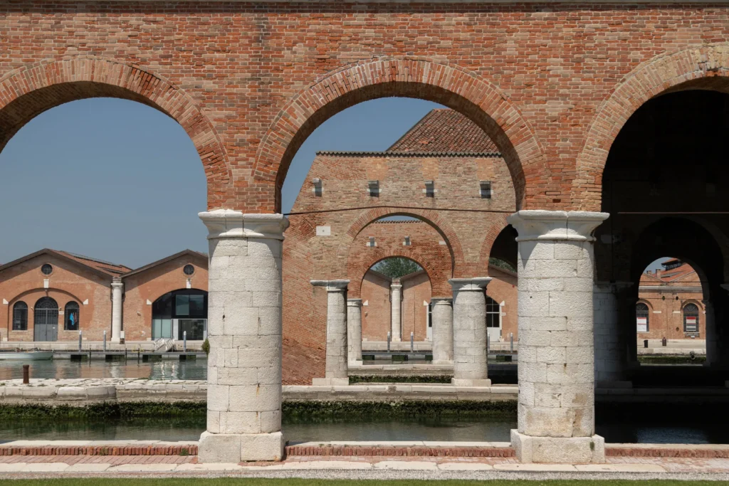 Venice Architecture Biennale 2025: Hube Guide 18 Carlo Ratti,
Venice Biennale, Venice Architecture Biennale