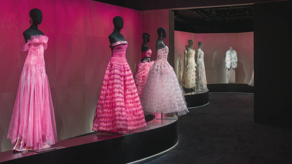 Giorgio Armani celebrates 20 years of Haute Couture with landmark exhibition at the Armani/Silos 1 Giorgio Armani celebrates 20 years of Haute Couture with landmark exhibition in Milan hube 01