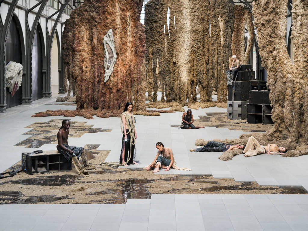 CHANEL Commission, Hamburger Bahnhof, Klára Hosnedlová