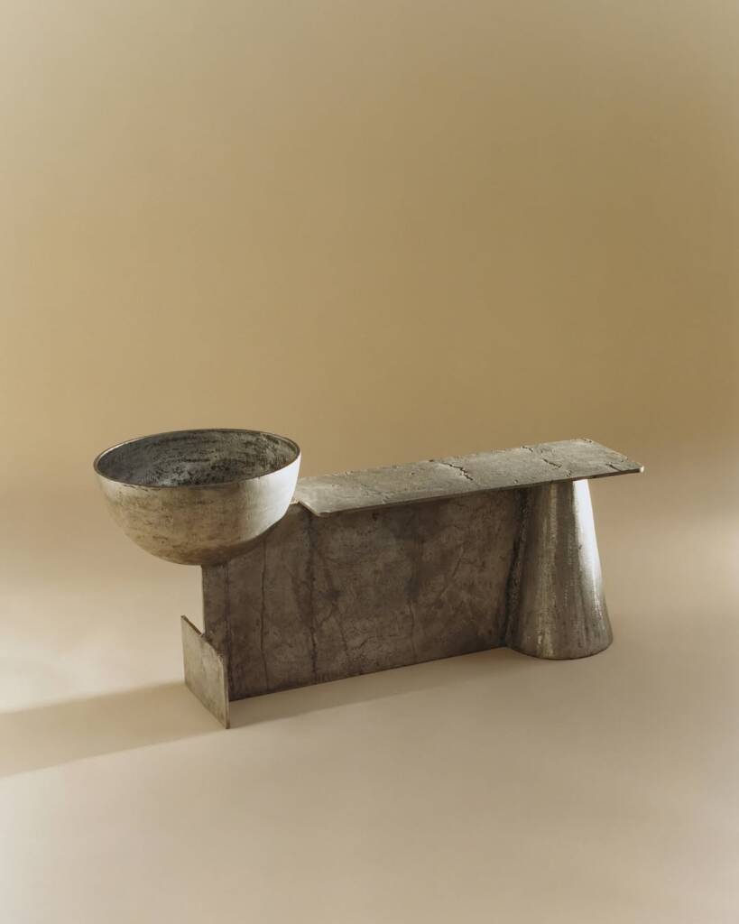 Kunimasa Aoki wins the LOEWE FOUNDATION Craft Prize 2025 with a monumental terracotta sculpture 4 LOEWE FOUNDATION Craft Prize, loewe foundation craft prize 2025, Kunimasa Aoki