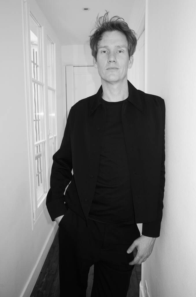 Curating in Conversation with the World 1 Truls Blaasmo