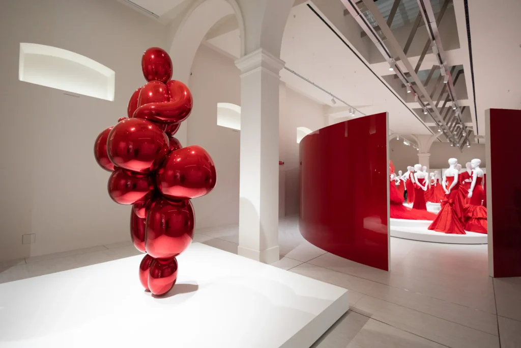 Valentino and Giammetti open PM23 in Rome with immersive ‘Horizons-Red’ exhibition 1 Horizons-Red, PM23, valentino gowns
