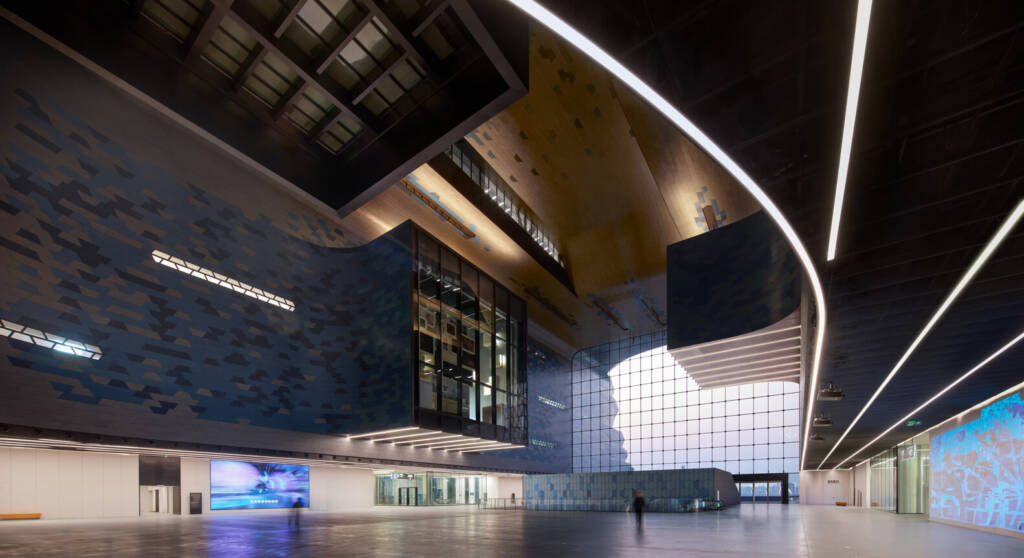 Zaha Hadid Architects unveiled futuristic museum in Shenzhen’s Science Park 9 Zaha Hadid Architects unveiled futuristic museum in Shenzhens Science Park hube 012