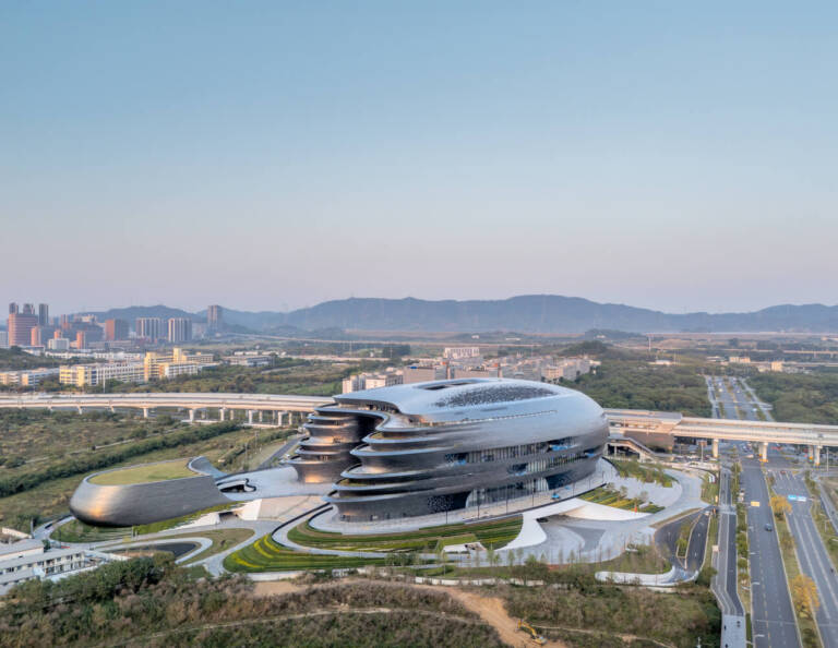 Zaha Hadid Architects unveiled futuristic museum in Shenzhen’s Science Park