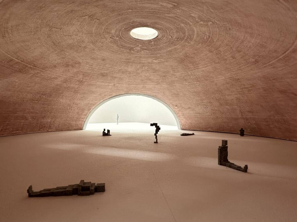 Sculptor Antony Gormley unveils a landmark exhibition and collaboration with architect Tadao Ando 6 sculptor Antony Gormley
architect tadao ando