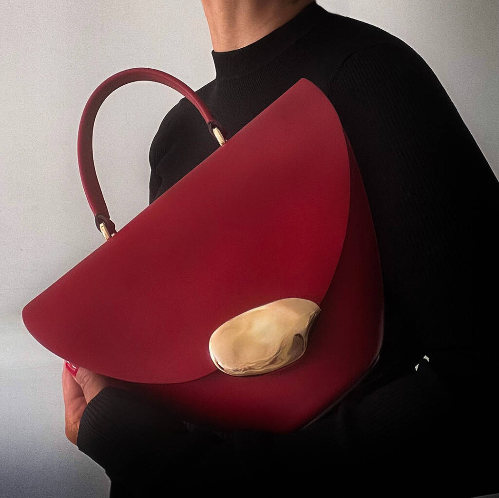 Esha Soni: a mindful aesthetic 5 esha soni
sustainable supply chains
fashion sustainability