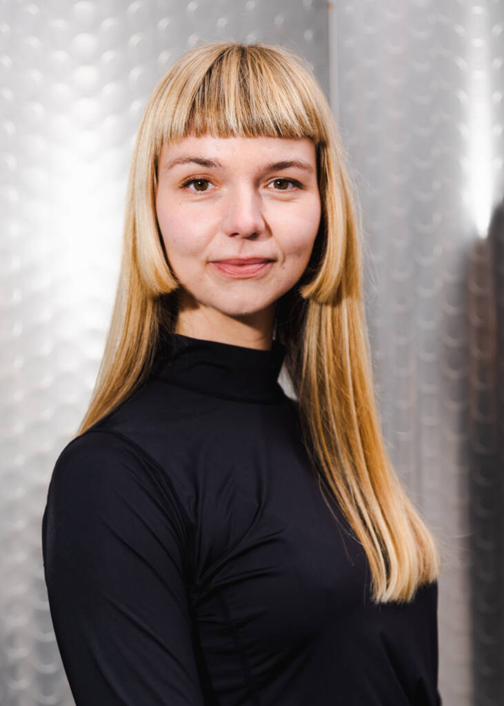 Al in art 
EVA JÄGER 
Holly Herndon & Mat Dryhurst 