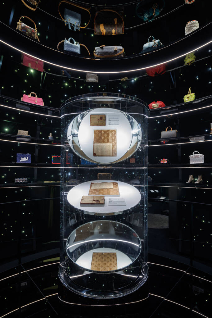 Louis Vuitton Visionary Journeys Osaka
Louis Vuitton Visionary Journeys