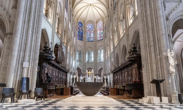 notre dame digital twin virtual cathedral Notre-Dame 3D model virtual tour notre dame cathedral