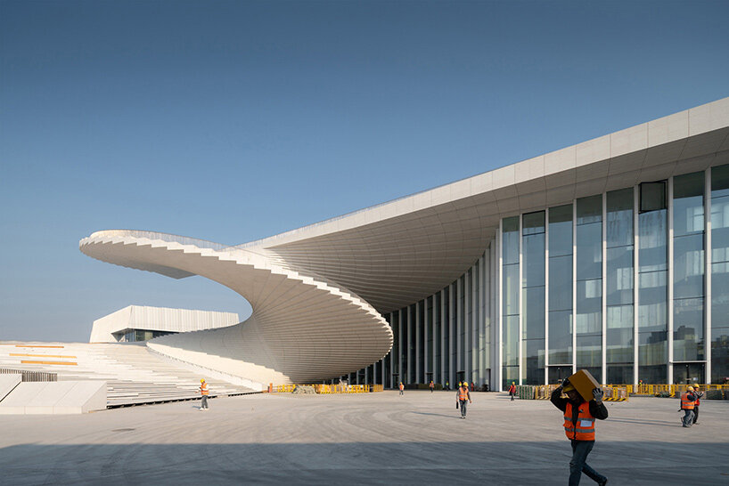 Shanghai Grand Opera House
snøhetta opera house 