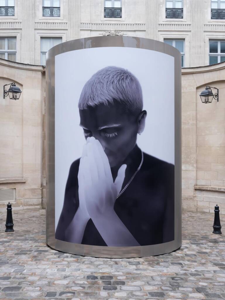 'The Church of Our Becoming’ transforms the courtyard at Dover Street Market Paris 4 Dover Street Market Paris
comme des garçons parfum