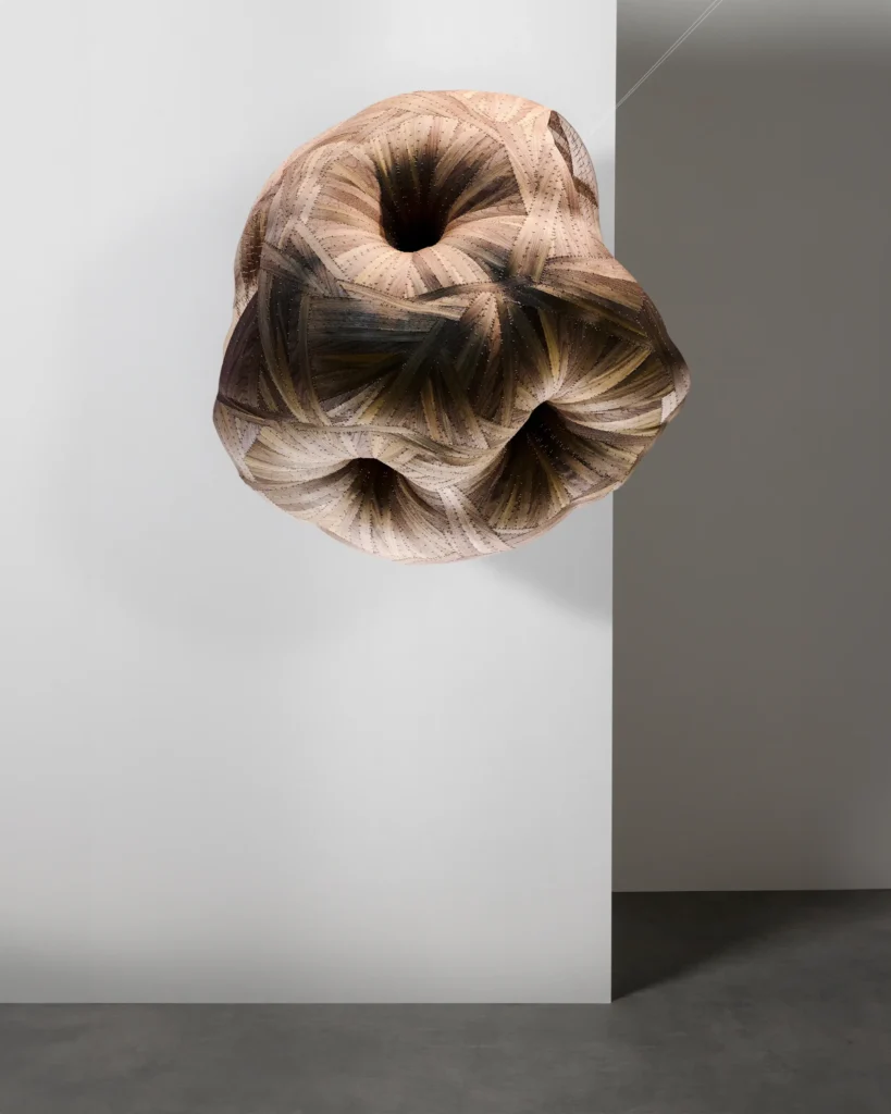Illuminated visions: contemporary design in Seoul 1 contemporary design
Korean Design
collectible design