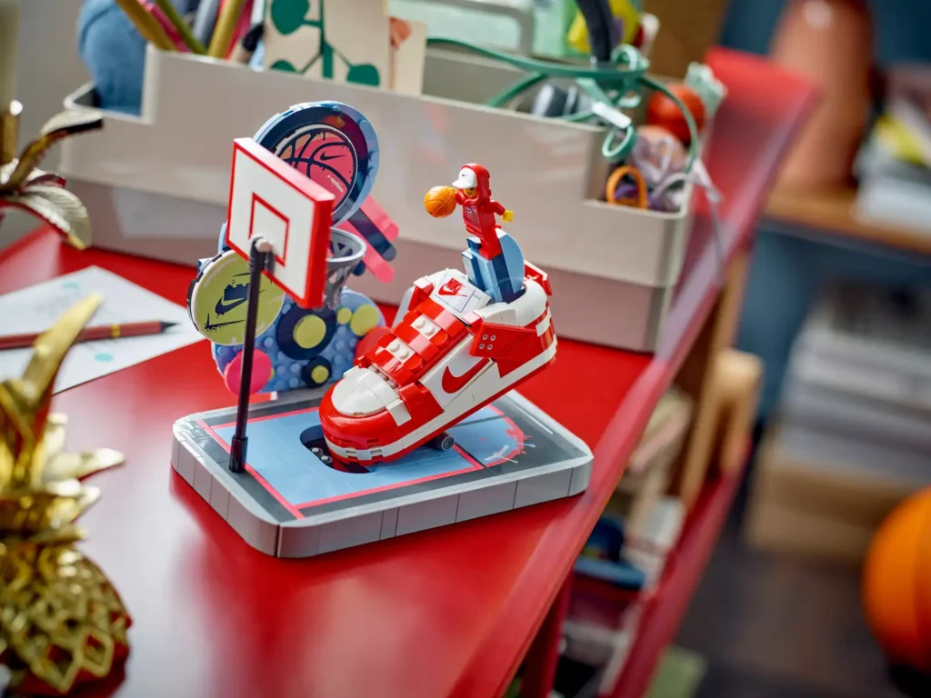 nike and lego
nike x lego
basketball culture
Nike Dunk design
