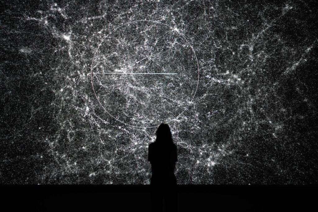 sensory exhibitions ryoji ikeda exhibition ryoji ikeda data verse immersive digital art exhibition