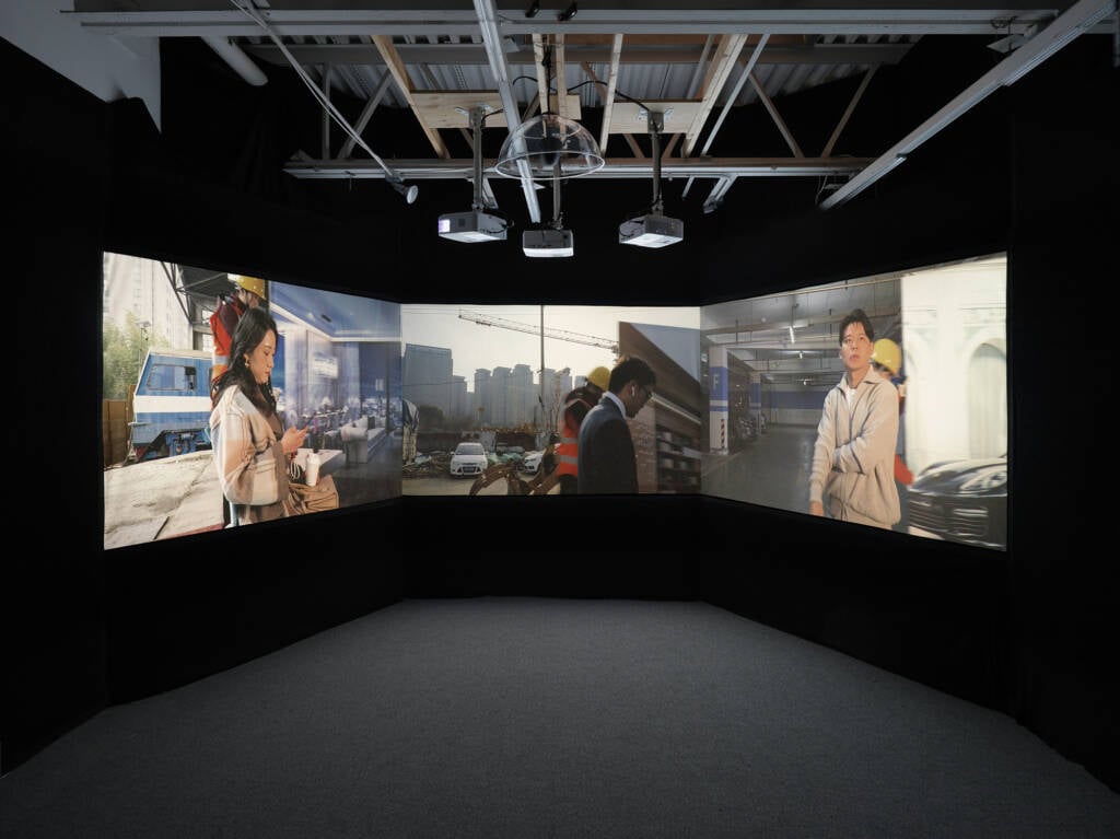 Amanda Ba
national identity
cinematic paintings