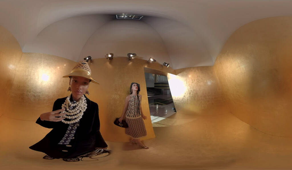 Augmented Reality Fashion