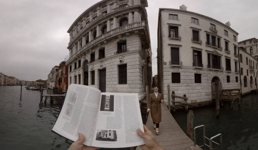 Augmented Reality Fashion