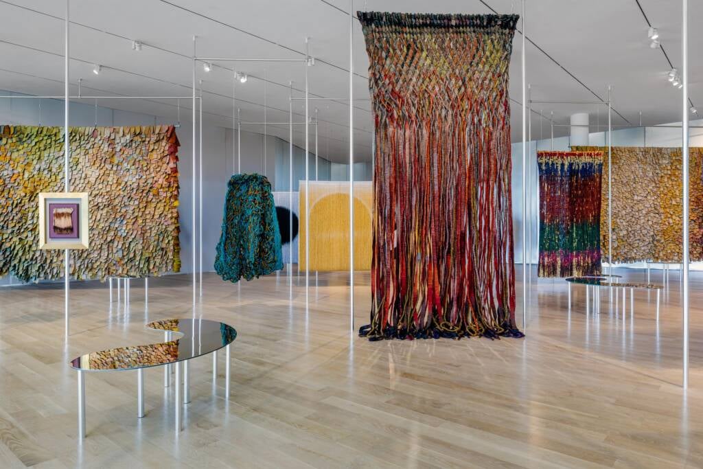 Béatrice Grenier
cultural policy
exhibition-making
fondation cartier pour l'art contemporain