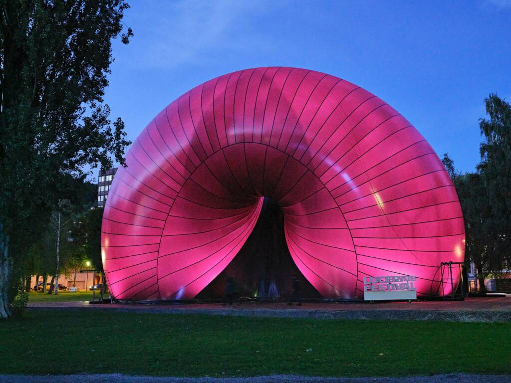 Inflatable architecture lands in Switzerland: Ark Nova by Anish Kapoor and Arata Isozaki at the Lucerne Festival 2025 7 lucerne festival 2025
Ark Nova
inflatable architecture
