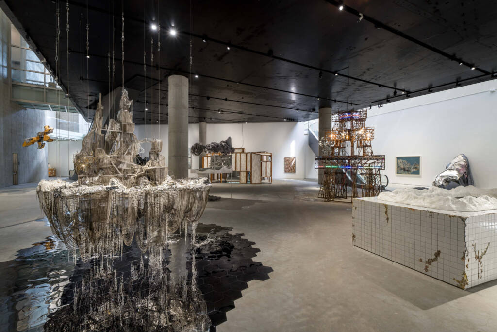 Artist Lee Bul explores the futures of humanity at Leeum Museum of Art 5 artist lee bul
humanity and technology
lee bul artwork