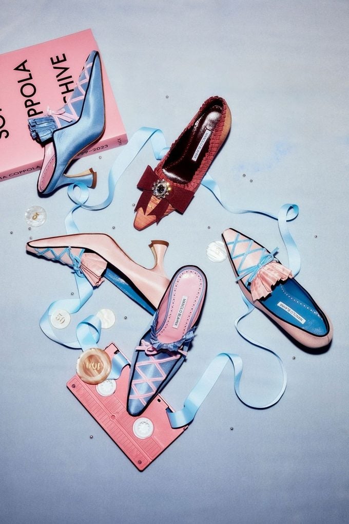 The V&A’s Marie Antoinette Style exhibition will spotlight Manolo Blahnik’s shoes as a defining element 1 Marie Antoinette style
marie antoinette style exhibition
manolo blahnik shoes