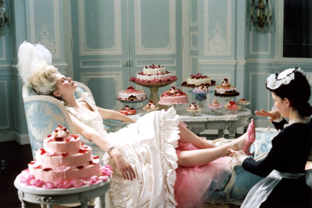 The V&A’s Marie Antoinette Style exhibition will spotlight Manolo Blahnik’s shoes as a defining element 5 Marie Antoinette style
marie antoinette style exhibition
manolo blahnik shoes