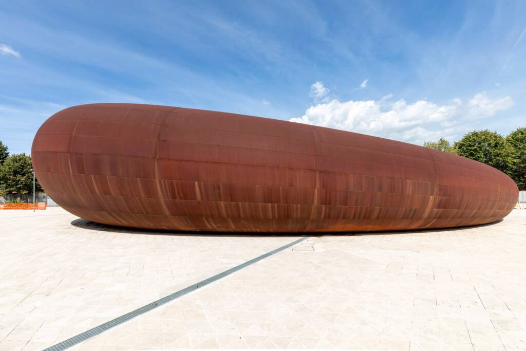 subway design
Anish Kapoor architecture
anish kapoor structures