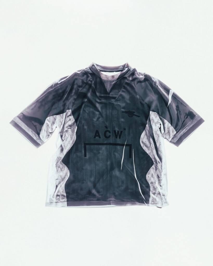 A-COLD-WALL joins forces with football club Arsenal 7 A-COLD-WALL
football club Arsenal
fashion collaboration