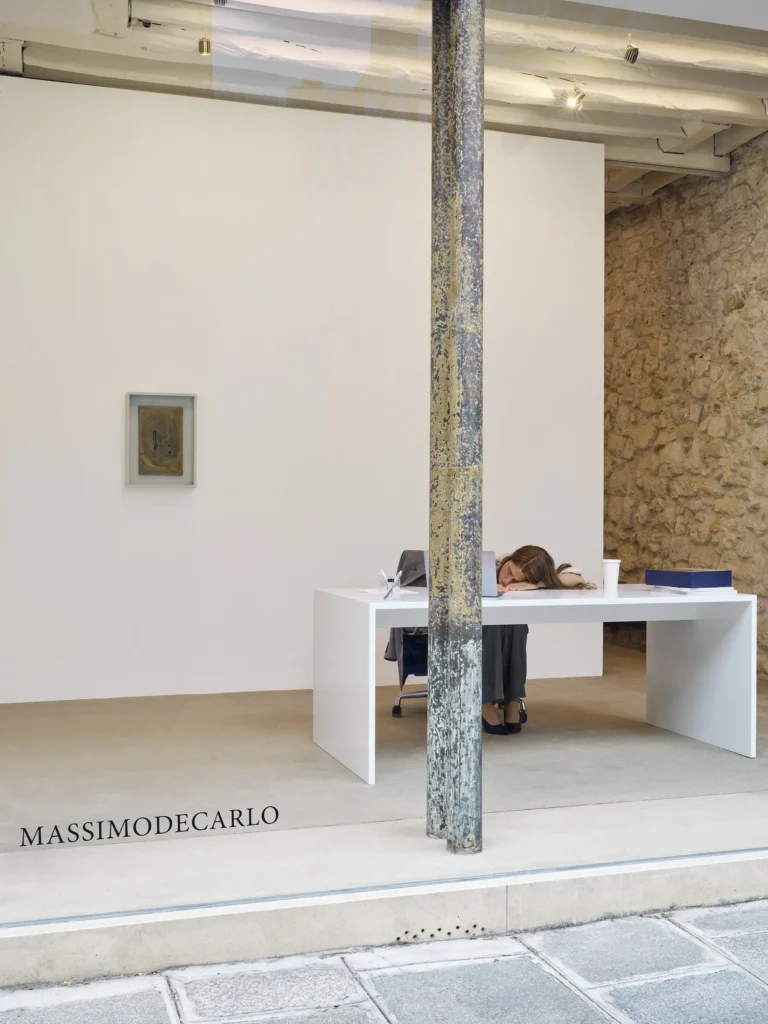 Elmgreen & Dragset bring fiction and reality face to face in ‘October 2025’ 3 Elmgreen & Dragset
hyperrealistic sculpture