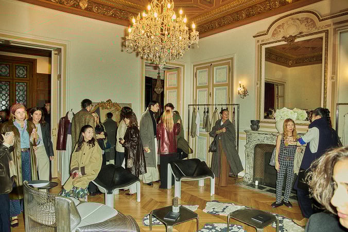 Keigan Genius Salon transformed the Parisian salon tradition through a contemporary fashion brand’s vision 11 Parisian salon
salon concept
fashion week in paris
contemporary fashion brand