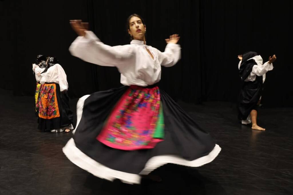 marina abramović performance
performance artist
immersive performance
Balkan myth