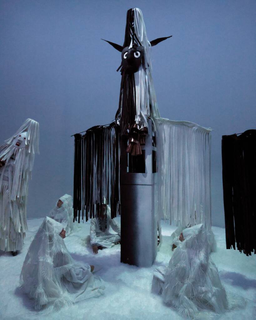 marina abramović performance
performance artist
immersive performance
Balkan myth