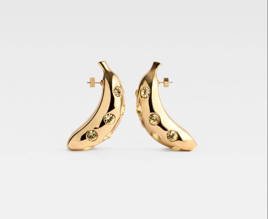 Jewellery designer Rosalie Carlier on chains, change, and creative freedom 2 rosalie carlier
jewellery designer
jewellery design