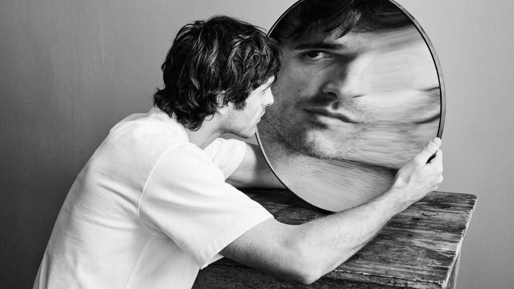 Story 5 bottega veneta campaign fashion film