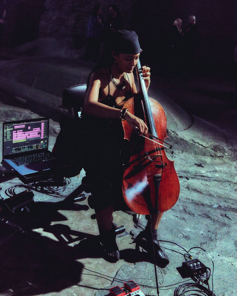 Carhartt WIP OG Active Jacket
anniversary collection
fashion and art