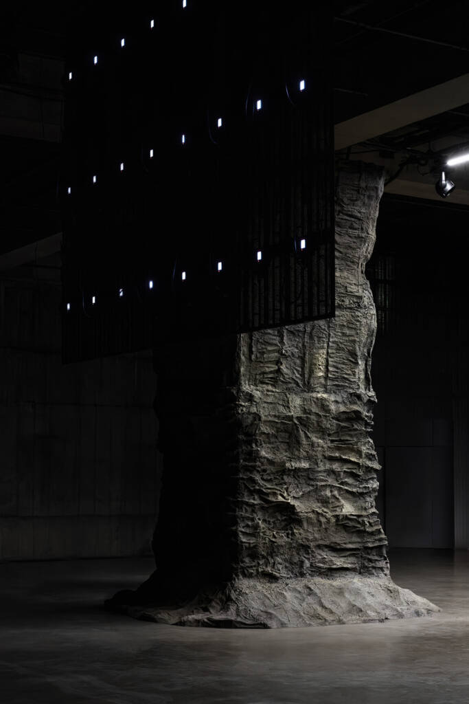 Carhartt WIP OG Active Jacket
anniversary collection
fashion and art