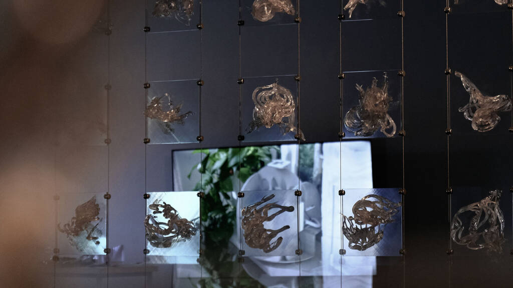 Sougwen Chung: the poetics of human–machine interaction 5 Sougwen Chung
human machine interaction