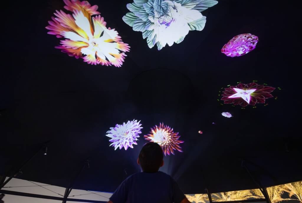 manar abu dhabi 2025
light festival
Studio DRIFT
public art