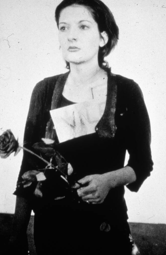 Marina Abramović and the art of staying 2 Marina Abramović
Abramovic Method
The Artist Is Present